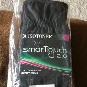 Isotoner Woman’s Smart Touch 2.0 Gloves